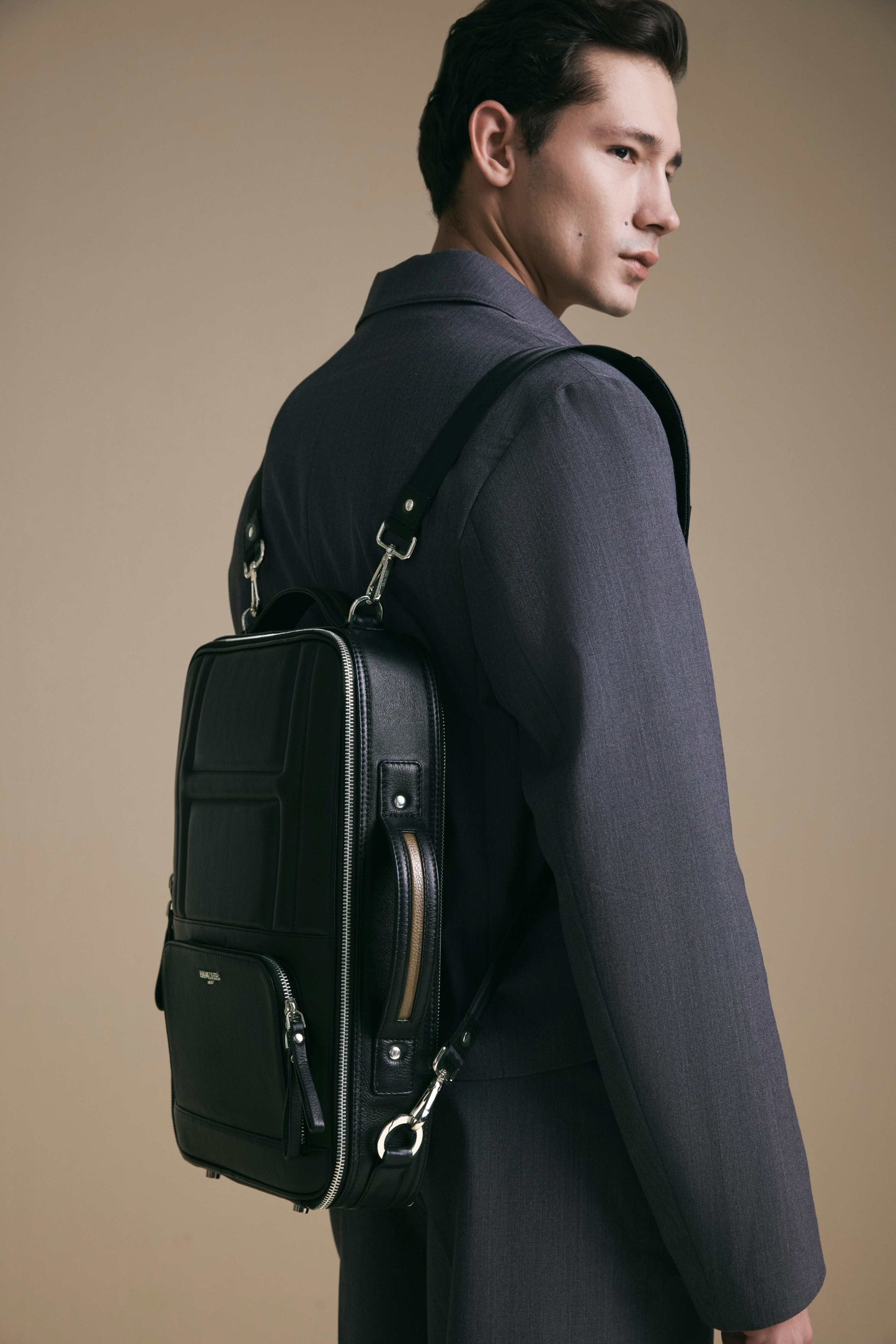 UNISWITCH 3-IN-1 CONVERTIBLE BACKPACK