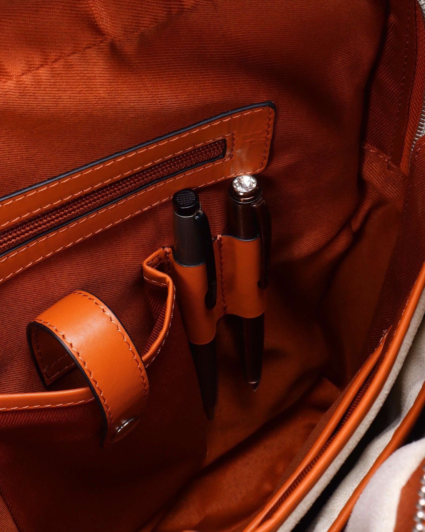 Le Magicien Laptop Bag