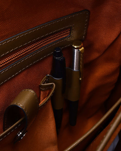 Le Magicien Laptop Bag