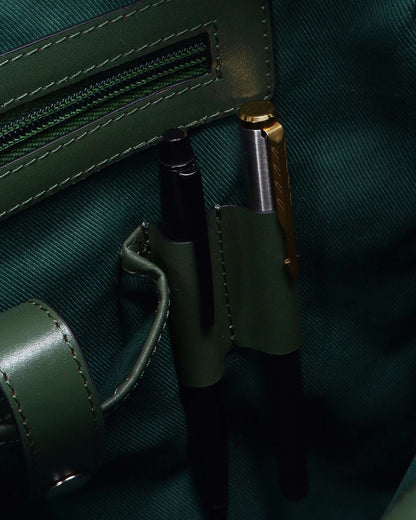Le Magicien Laptop Bag