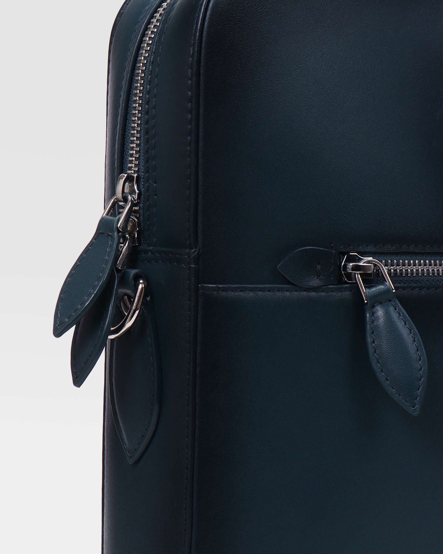 Le Magicien Laptop Bag